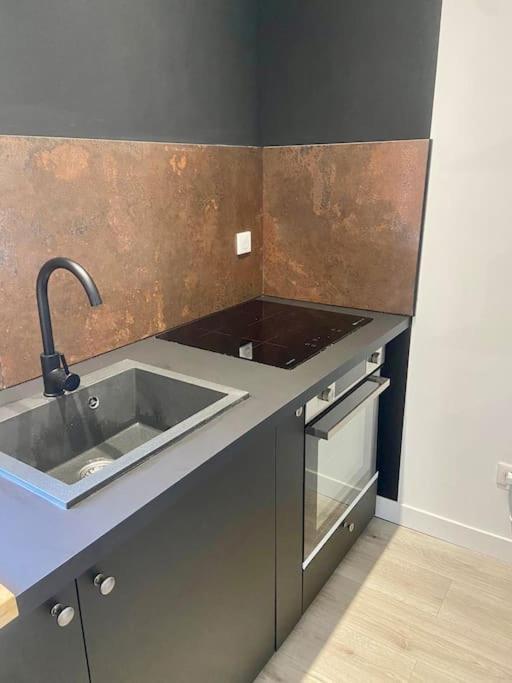 Le 23, Cocon Dans Le Centre Historique Montauban Exterior foto